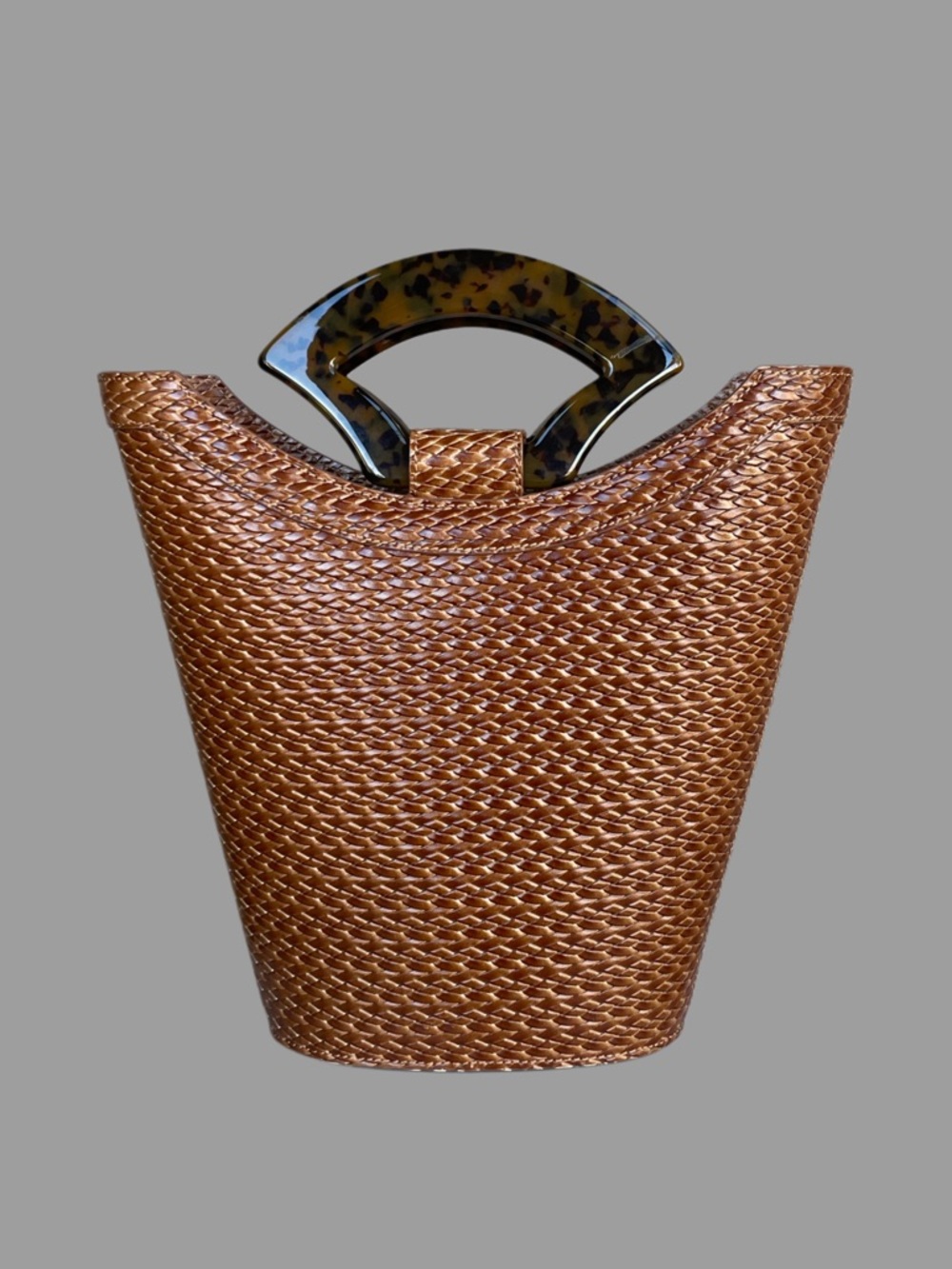 USISI SISTER Brown Woven Leather Tortoise Resin Handle Rollo Bucket Tote Bag - Picture 5 of 15